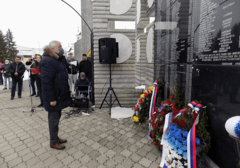 SJEĆANJE NA UBIJENE SRBE U SKELANIMA Višković: Institucije Srpske nikada neće odustati od borbe za istinu i pravdu