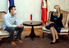 “Snaga Srpske” Cvijanovićeva poručuje da su mladi i obrazovani ljudi najveći ponos i bogatstvo