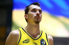Najbolji defanzivac ukrajinske košarke priveden i mobilisan dok je pokušavao pobjeći iz zemlje