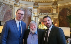 Voznijak dobio srpski pasoš: Kompjuterski genije obećao da će se predstavljati kao Srbin koji živi u Americi