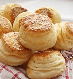 Lisnate pogačice sa sirom