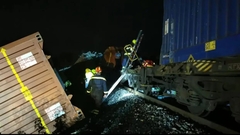 Težak sudar teretnog i putničkog voza kod Novske. Više mrtvih, puno ozlijeđenih, traje spašavanje