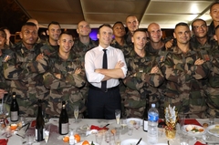 Francuska šalje vojsku na Ruse? Makron tvrdi da Rusija nije "velika sila"