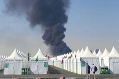 Požar u blizini stadiona, gusti dim u Kataru