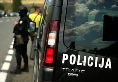 Pucnjava u Mostaru, oštećena tri automobila