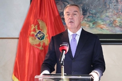 Đukanović: Čestitaću Milatoviću ako pobijedi