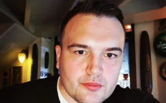 NESTAO PJEVAČ JASMIN MALKOČEVIĆ  Moj brat je jučer nestao, telefon mu je isključen, ako bilo šta znate...