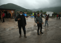 STANOVNIŠTVO NEMOĆNO Iz udruženja "Povratnici" poručili da je stanje sa migrantima HAOTIČNO