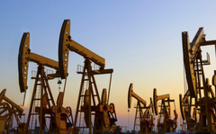 Kladite se na 250 dolara po barelu: Špekulanti su žurno pokupili junski teret nafte