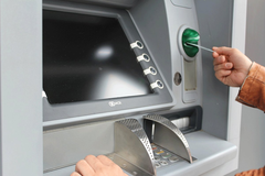 Zbogom bankomati: Uveden novi sistem isplate