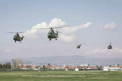 EUFOR: Naši helikopteri spremni za misiju, nadlijetaće BiH i noću