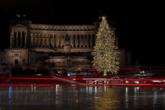 Evropljani dočekuju božićne i novogodišnje praznike pod striktnim pravilima