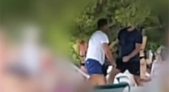 Sukob dva muškarca oko ležaljki na plaži 