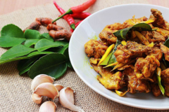 PILETINA SA KURKUMOM: pikantno jelo s piletinom spremno za 15 minuta