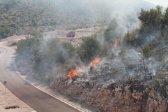 U Neumu i Konjicu POŽARI i dalje aktivni