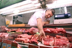 Uvozimo meso koje odbacuju u zemljama EU: Evo na koji način završava u BiH