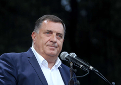 "Neka Vam Gospod Bog podari zdravlje, snagu i mudrost" Dodik uputio čestitku mitropolitu Joanikiju pred ustoličenje