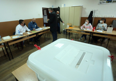 Za glasanje iz inostranstva prijavljen 2.851 birač: CIK usvojio Plan rada GIK Prijedor za prijevremene izbore