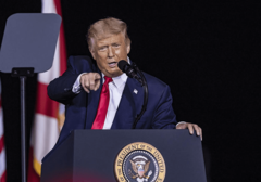 TRAMPA ČEKA PAKAO AKO IZGUBI NA IZBORIMA Banke će ga ojaditi, od bogatsva NEĆE OSTATI NIŠTA