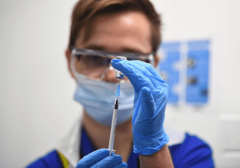 VELIKI PROBLEM Iz SZO poručili da siromašnije zemlje ne dobijaju vakcinu jer su bogate uzele većinu isporuka