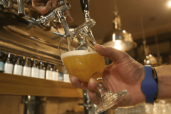 ZA DEVET MJESECI VIŠE OD 121 MILION MARAKA Uvoz vode i sokova tri puta veći od izvoza, a PIVA 28 PUTA