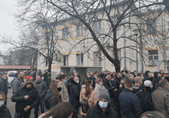 VELIKE GUŽVE Za komercijalno testiranje potrebno se naručiti pet dana ranije