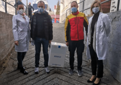 IZ KOVAKS MEHANIZMA U Srpsku stiglo 7.020 doza Fajzer vakcina