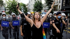 LGBT aktivistkinja objavila 'gej himnu' za Tursku