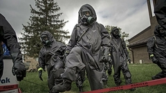 "DAILY MAIL" - "Tvrdnje Moskve o bio-laboratorijama tačne"