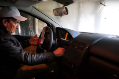 Vlada dobio mercedesa na "grebalicu": Nije ga izvezao iz garaže 20 godina