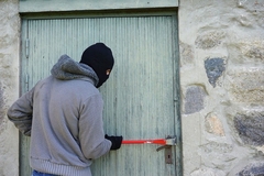 Krali vrijedne predmete po Vlasenici