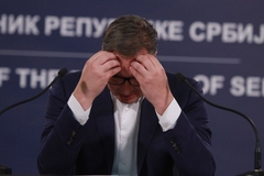 Aleksandar Vučić: "Večeras je u Beogradu, iznenada, u 56. godini, preminula Ksenija Vučić, majka naše dvoje djece"