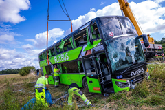 Drama u Njemačkoj: Prevrnuo se autobus, više od 20 povrijeđenih