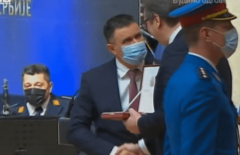 ODLIKOVAN DIREKTOR UKC SRPSKE Đajić: Velika čast dobiti orden od države Srbije