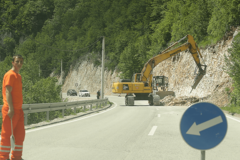 VOZAČI, BUDITE NA OPREZU! Na putevima u BiH povećana opasnost od odrona