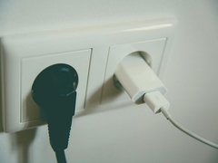 Tri električna uređaja nikada ne bi trebalo da isključujete iz struje
