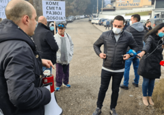 ODBLOKIRAN MAGISTRALNI PUT U DOBOJU Okupljenima se obratio Boris Jerinić