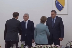 Američka senatorka Dodiku: “Drago mi je što vas opet vidim” /VIDEO/