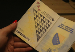 Skoro 100.000 ljudi se ODREKLO DRŽAVLJANSTVA BiH: Najviše njih zbog pasoša Njemačke, Austrije i Slovenije