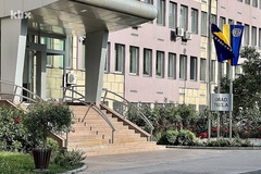 Zaposleni u Gradskoj upravi Tuzle građane su za pola godine koštali 8,6 miliona KM