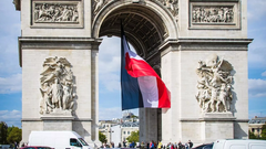 MAKRON PRELOMIO: Francuska šalje vojne instruktore u Ukrajinu