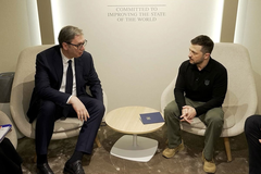 Vučić telefonom razgovarao sa Zelenskim