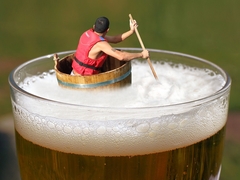 Koliko alkohol goji i da li ćete smršati ako ne pijete? Odgovor nutricionista!