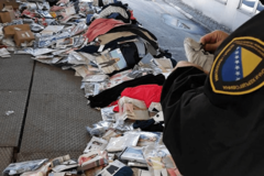 Korona stala na put lažnjacima