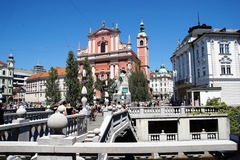 Slovenija uvodi rigoroznije mjere, na snazi od srijede