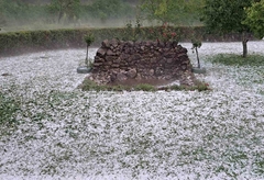 U Modriči padao grad veličine oraha, nevrijeme se kreće prema Posavini (FOTO, VIDEO)