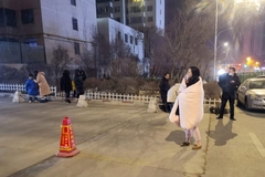 Jak zemljotres pogodio Kinu, oštećeni tuneli i kuće, ima povrijeđenih (VIDEO)