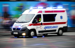 NESREĆA U VRTIĆU! Beba pala sa prozora vrtića, PREBAČENA U BOLNICU