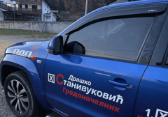 UPERIO GASNI PIŠTOLJ PREMA VOZILU STANIVUKOVIĆA Policija privela Banjalučanina, zaradio prekršajnu prijavu