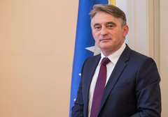Komšić izrazio saučešće povodom tragične smrti šestoro ljudi u požaru u Brčkom